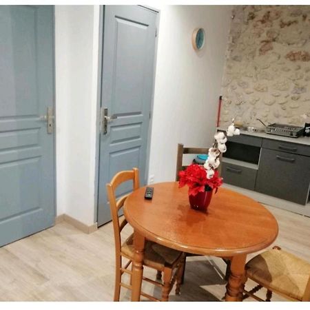 Le Studio Apartment Saint-Jean-en-Royans Exterior photo