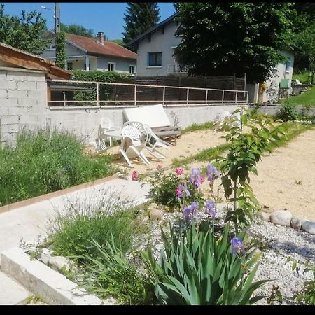 Le Studio Apartment Saint-Jean-en-Royans Exterior photo